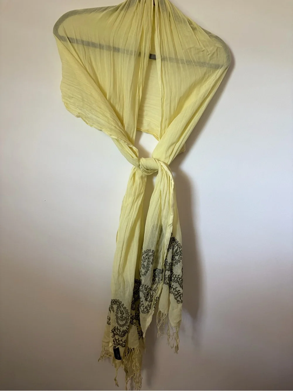 Shawlsmith embroidered light yellow scarf shawl 100% cotton paisley preppy